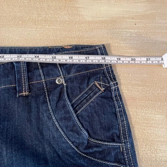 DAISY Fuentes Moda Womens Dark Wash Mid Rise Cropped Carpi Jeans. - Picture 6 of 9